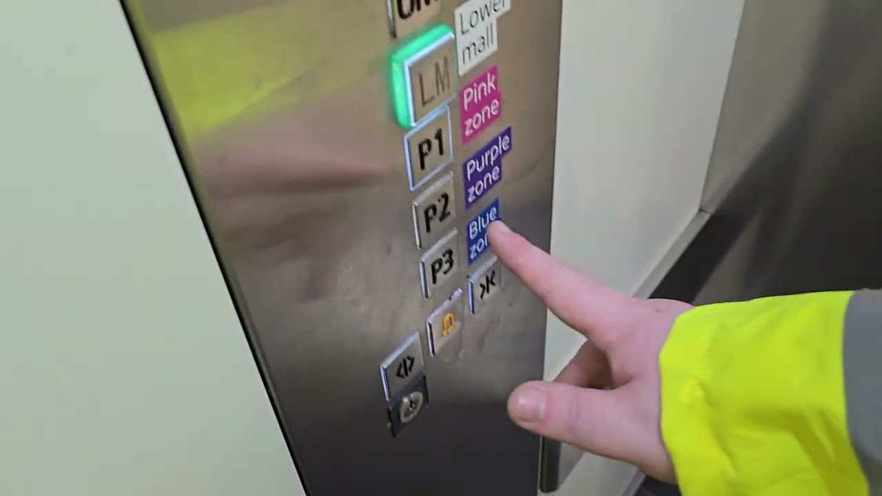 Schindler 5500 lift @ Victoria Centre in Nottingham