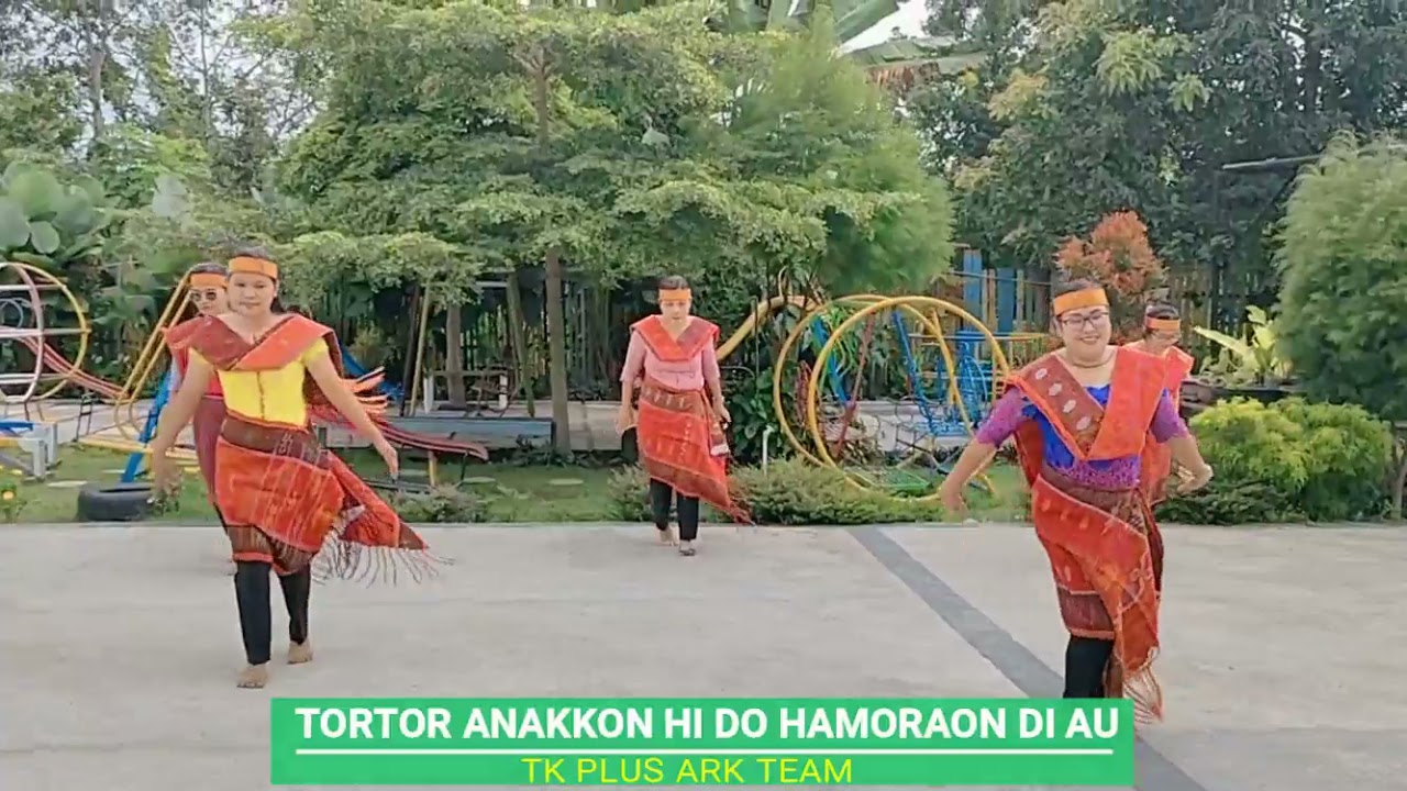 Tortor ANAKKON HI DO HAMORAON DI AU