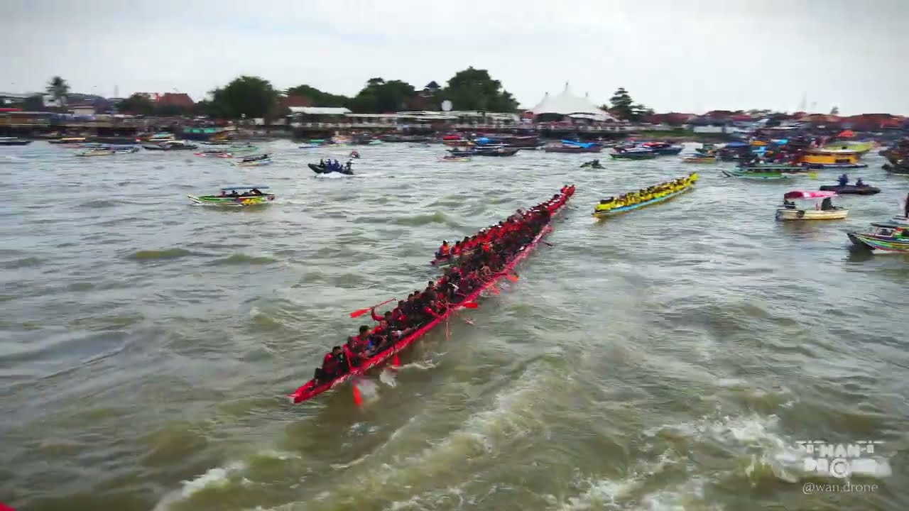 Festival Perahu Bidar Tradisional Palembang Sumatera Selatan