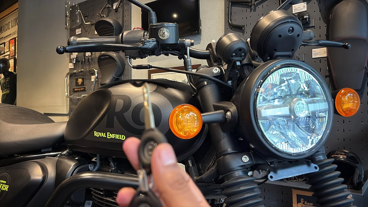 Royal Enfield Hunter 350 New Graphite Grey Colour: Exhaust Sound, Features & On Road Price ? 