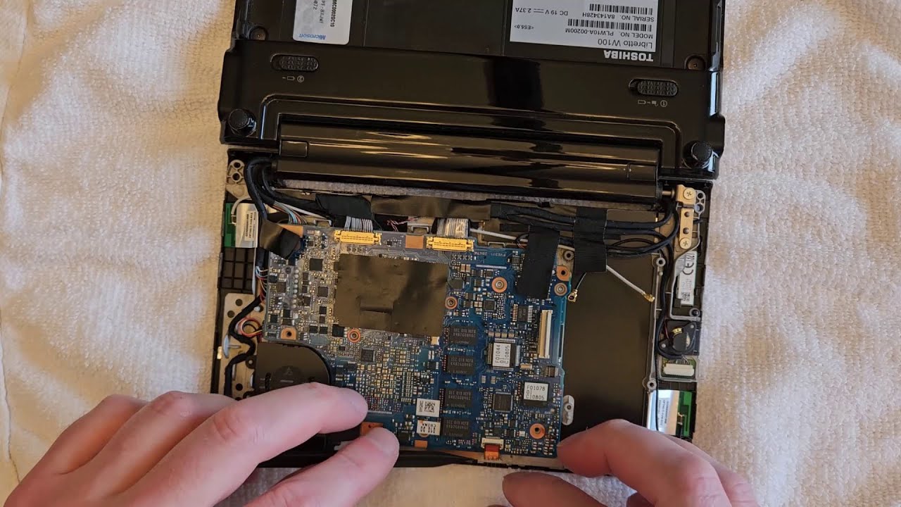 Toshiba Libretto W100 (2010) Teardown: SSD and WiFi upgrades