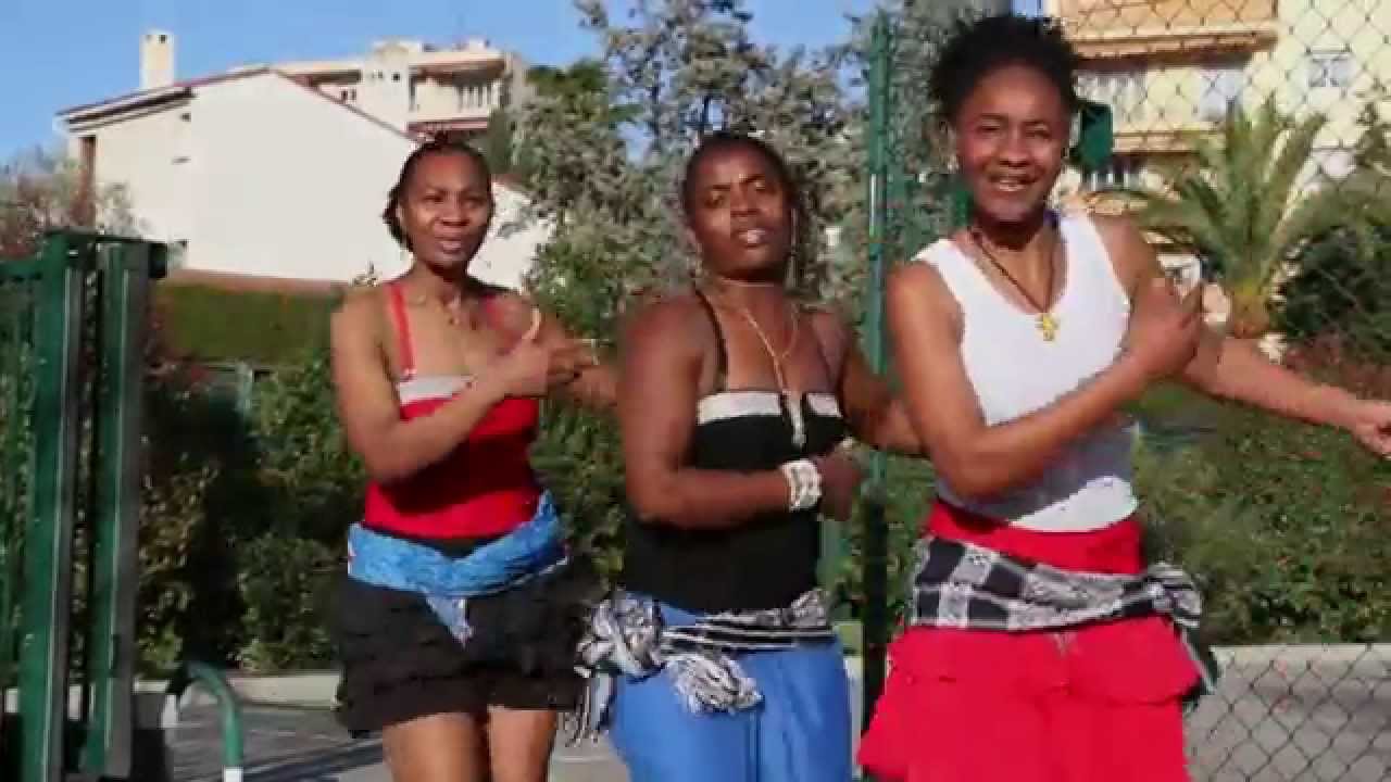 NANDA BRANCA  (NHA RUBERA)