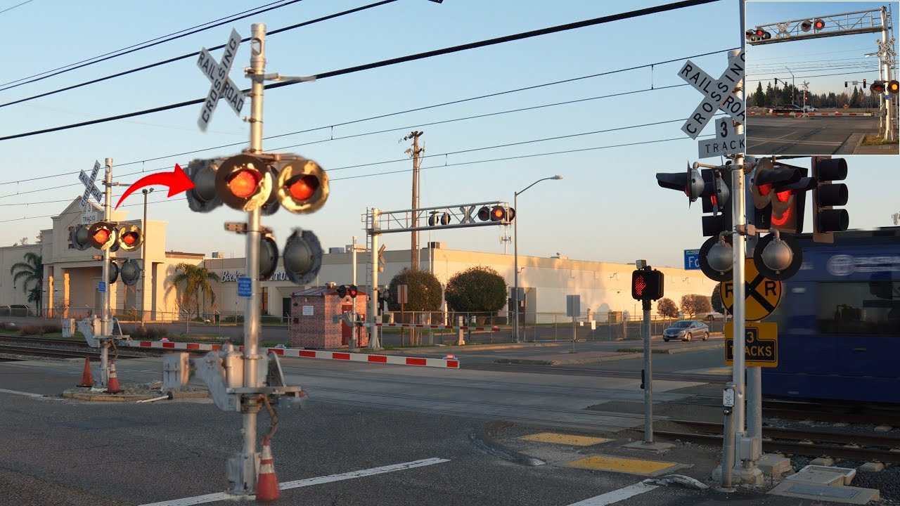 *New Replacement Signal* Marketplace Ln. Railroad Crossing | SacRT Light Rail | Rancho Cordova CA