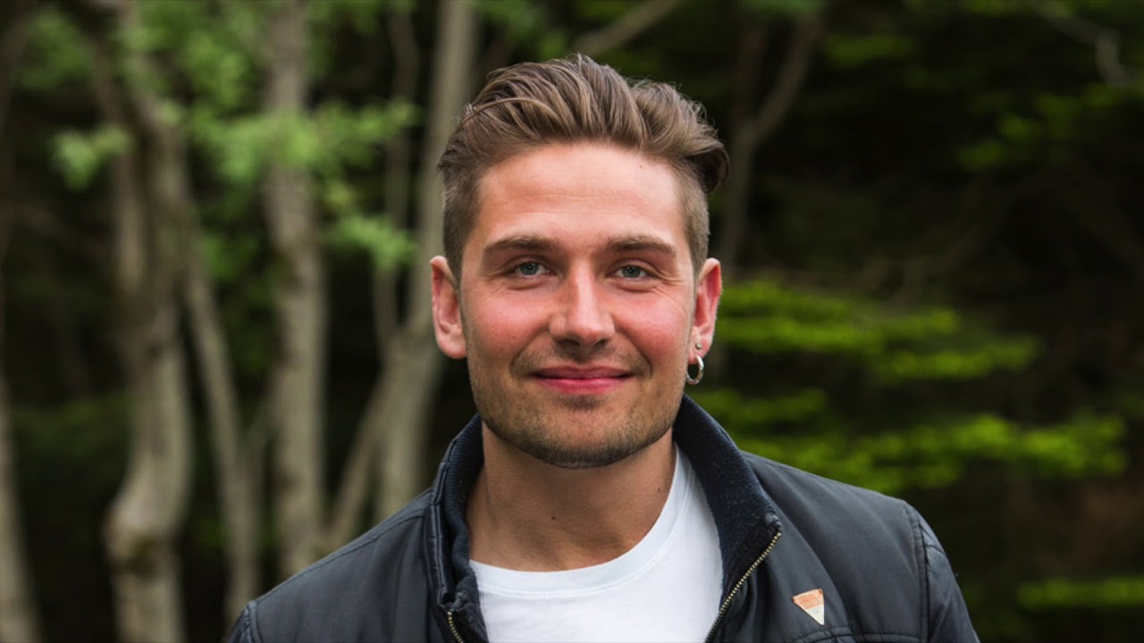 Bjarki Hansen - Innaní og uttaná