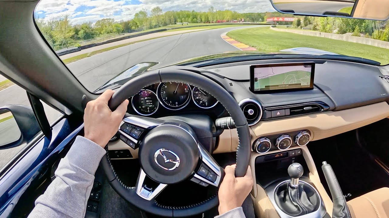 Mazda MX-5 Miata ND3 2026 года &mdash; быстрые впечатления от вождения на треке (Road America, вид от п...