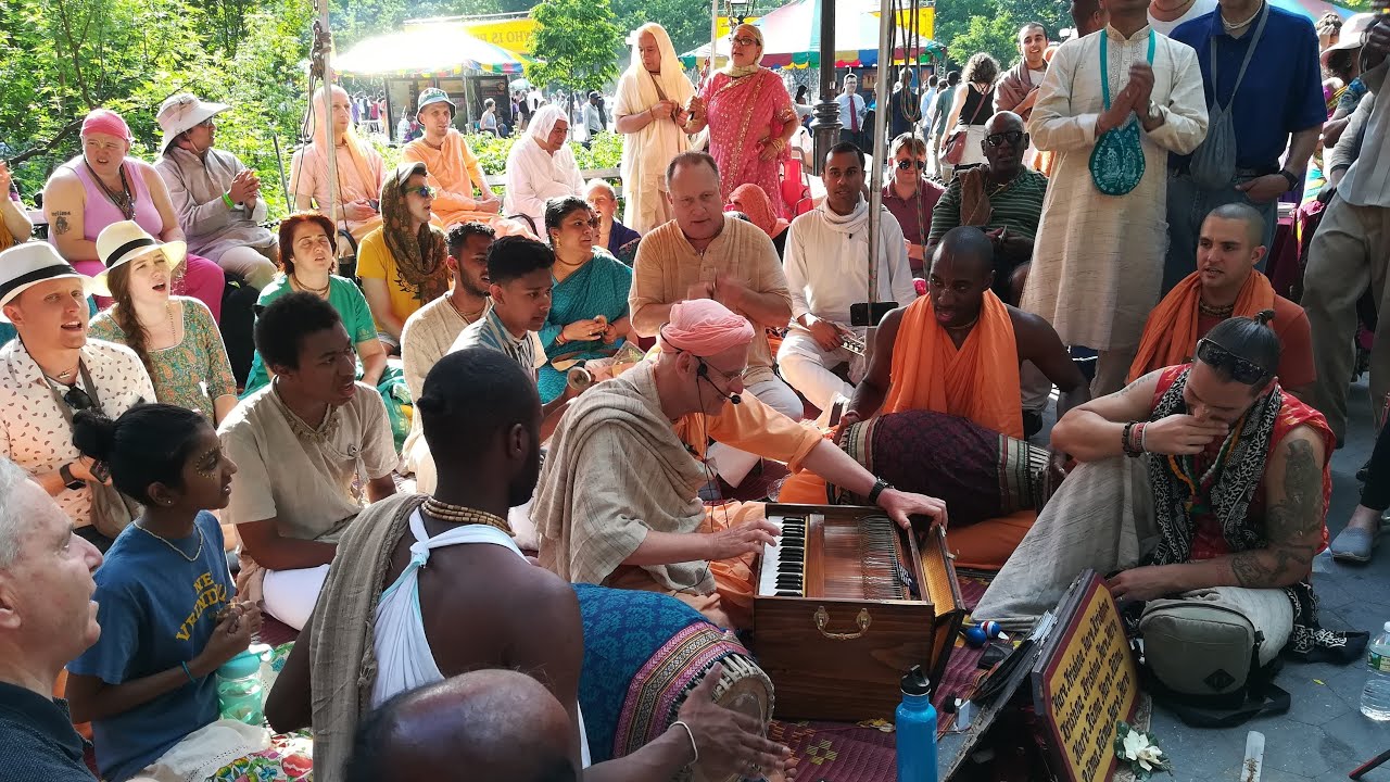 My first New York Ratha Yatra with Kadamba Kanana Swami, 2018