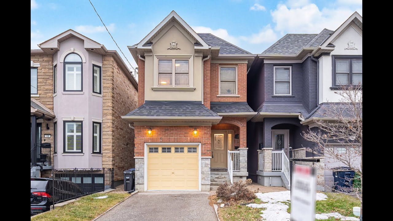 4A Holborne Avenue, East York Home - Real Estate Properties