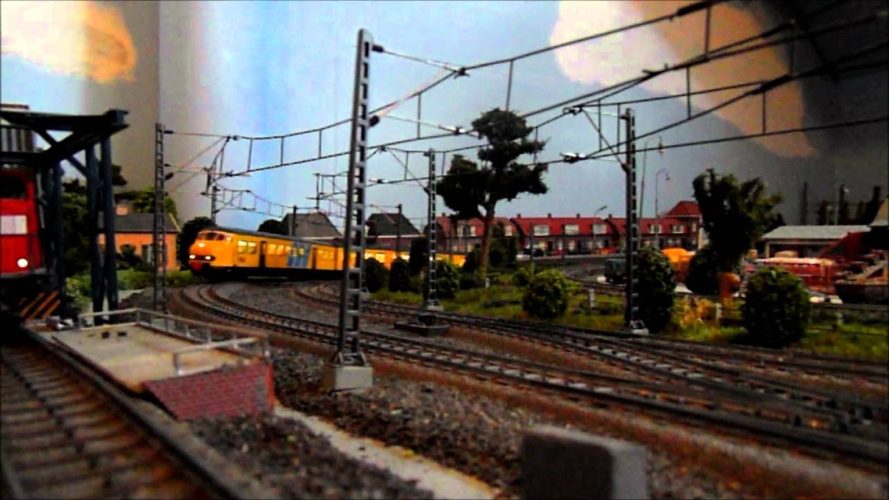 Nederlandse Marklin modelbaan Driehoven in H0