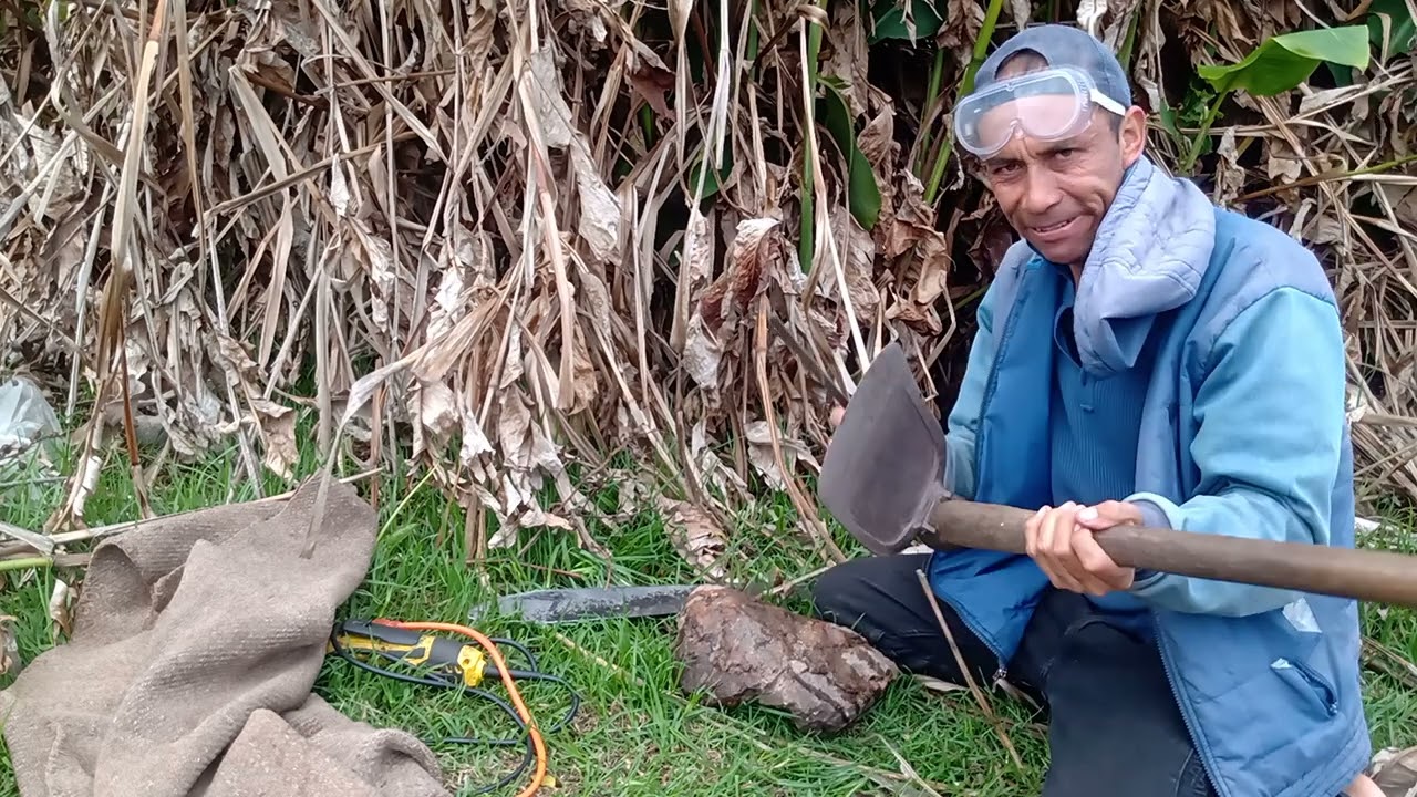@Como afilar herramientas #ConsejosFinca#Hacha#Machete#Azadon#Boyaca#Colombia#ViralVideo.