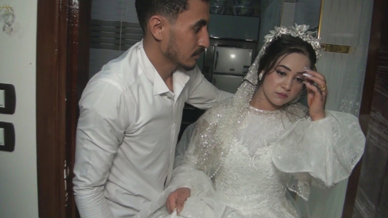 لحظه دخول العروسه اوضه النوم 😊😉