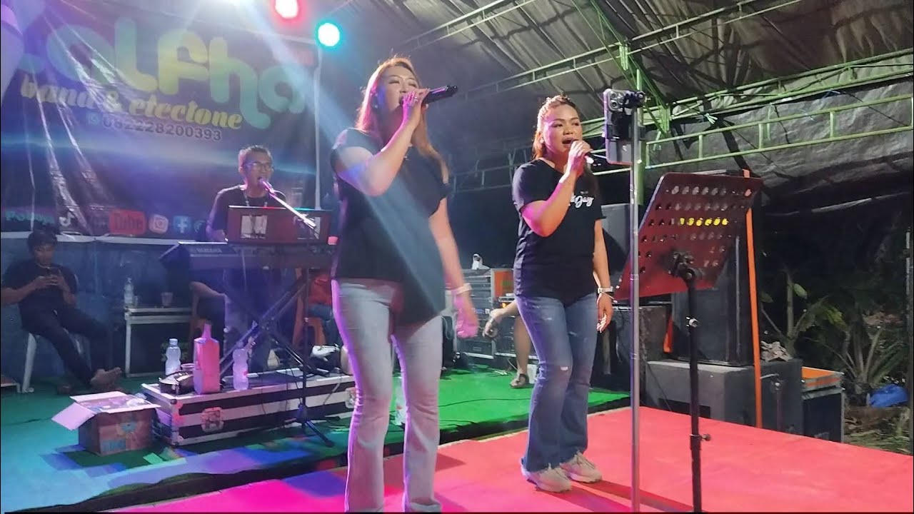 Dero malam di poboya bersama Melda toumbo & Vita adjalim & Sandy modjepe 