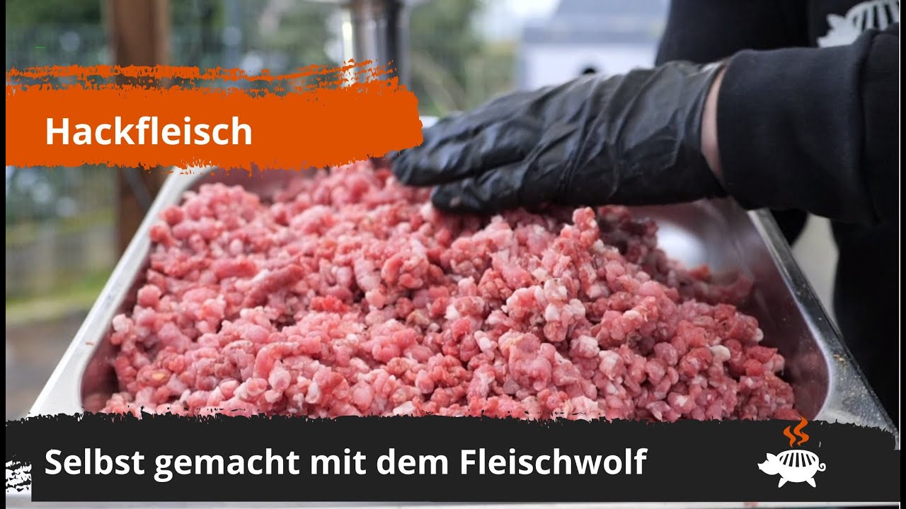 Selbstgemachtes Hackfleisch mit dem Fleischwolf