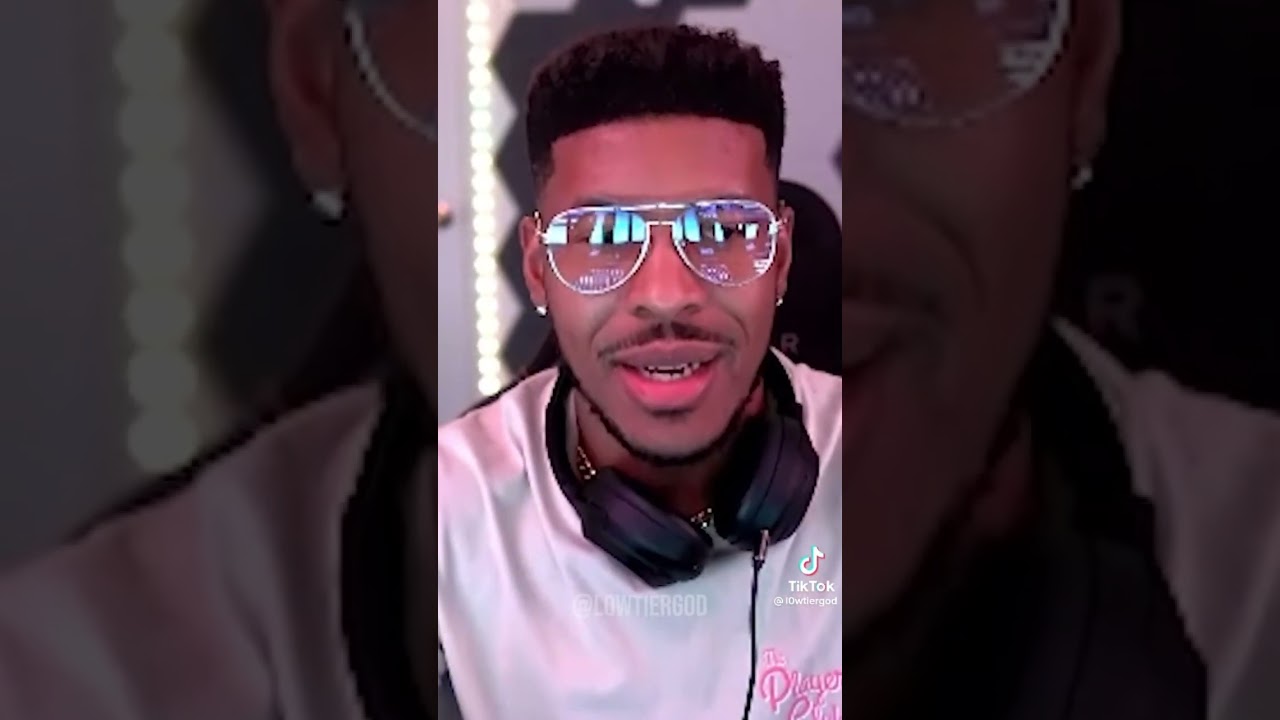 Low tier god roasts viewer😂💀