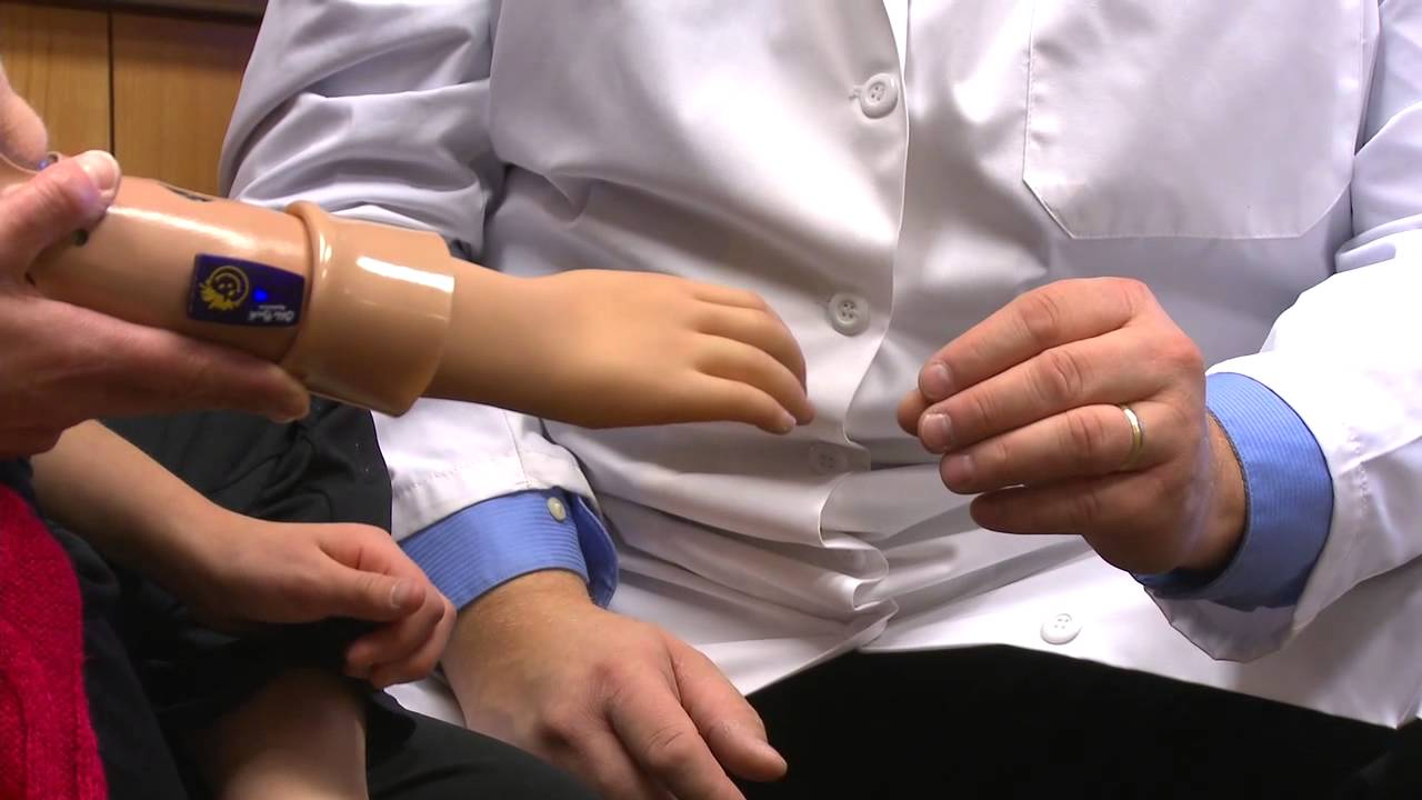Amber Peterson: Girl Born Without Arm Relies On Prosthetics For Gymnastics, Baseball, Life