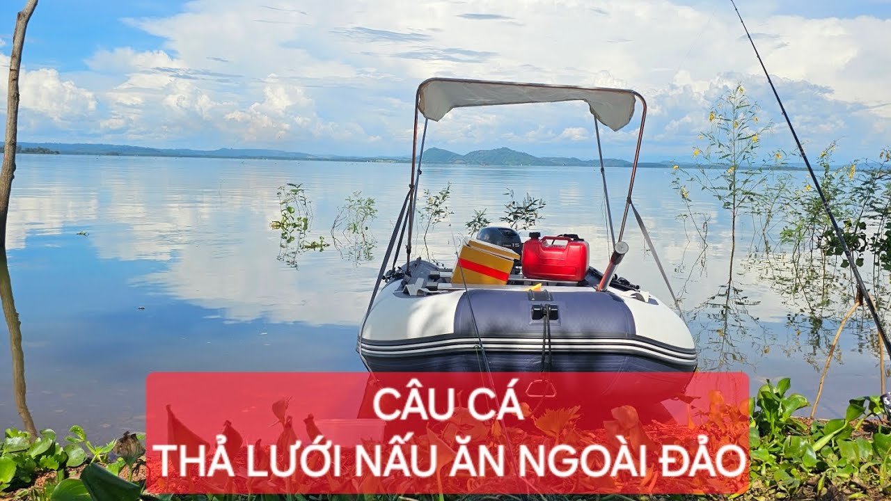 Vượt đảo 25km bằng thuyền hơi | sinh tồn trên đảo hoang | Surviving on a deserted island