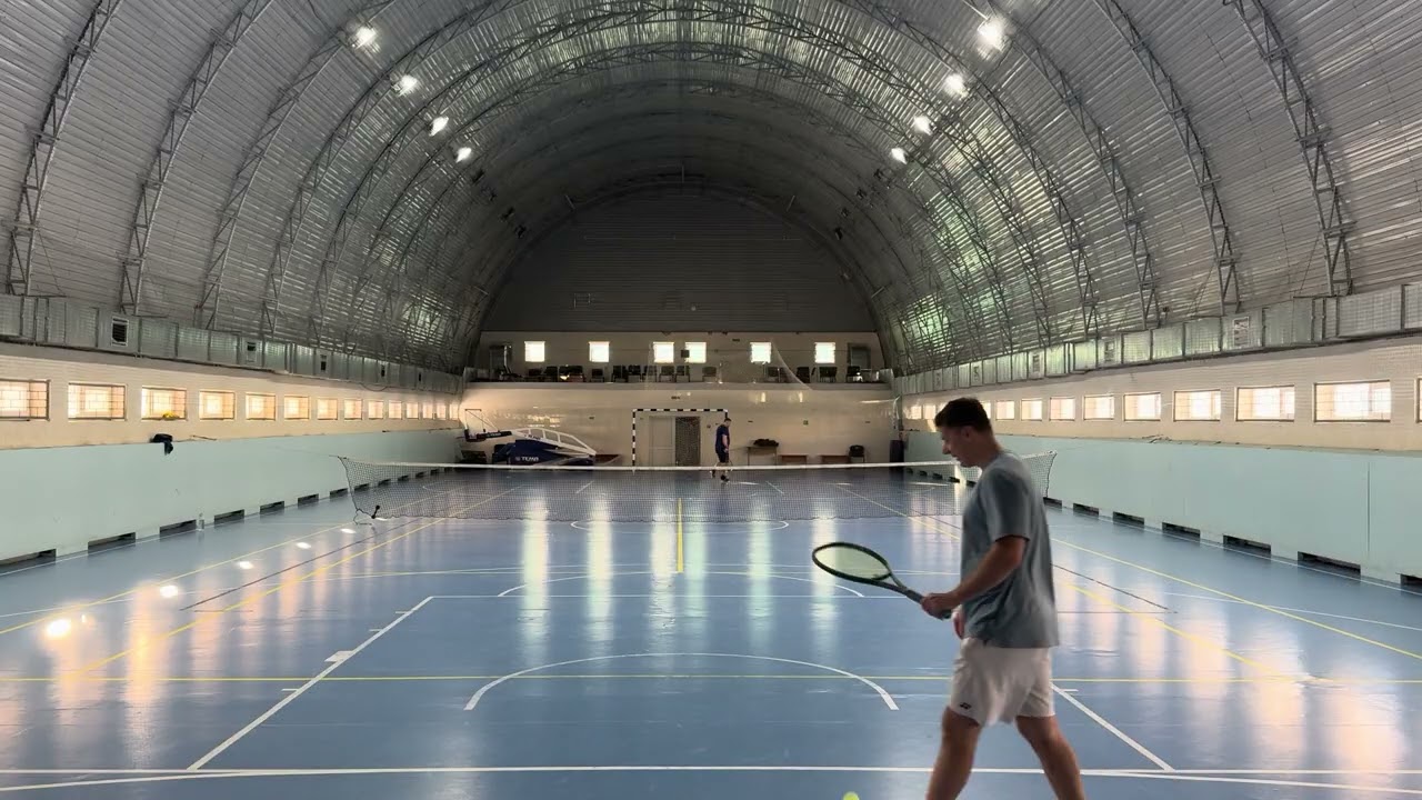Dima vs Bratik. He told me that he is the king of this surface, so I had to check it😁