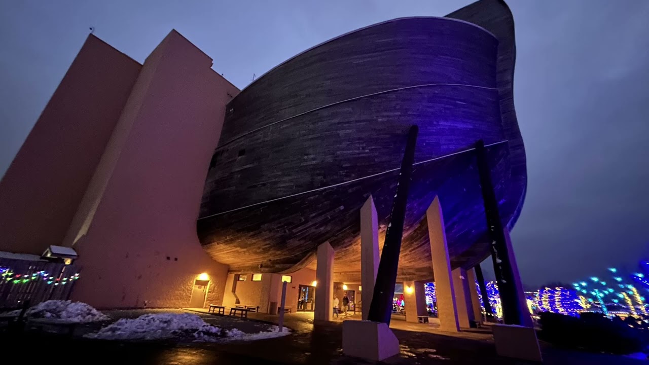 A Christmas season visit to The Ark Encounter 