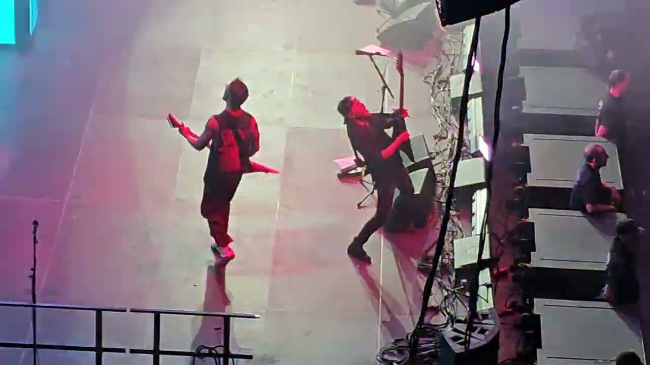 Bullet for my Valentine - Knives (Berlin, 14.02.2025) #bfmv 