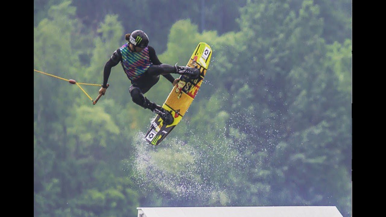 Lior Sofer one trick: Backmobe 720