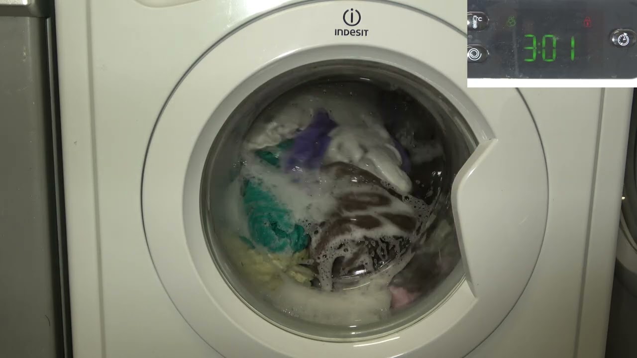 White cotton 90'c / Indesit Advance IWE81681W 8kg Washing machine