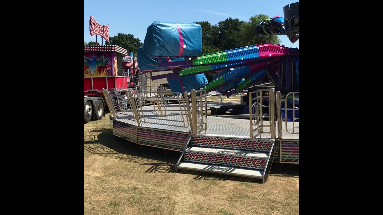 Stevens Funfair build up wboro carnival 2018