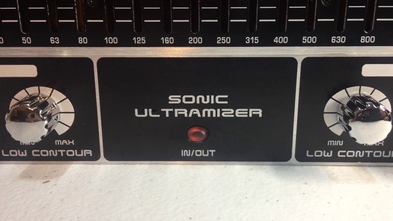 Behringer SU9920 🎧 Excitador Sonico 