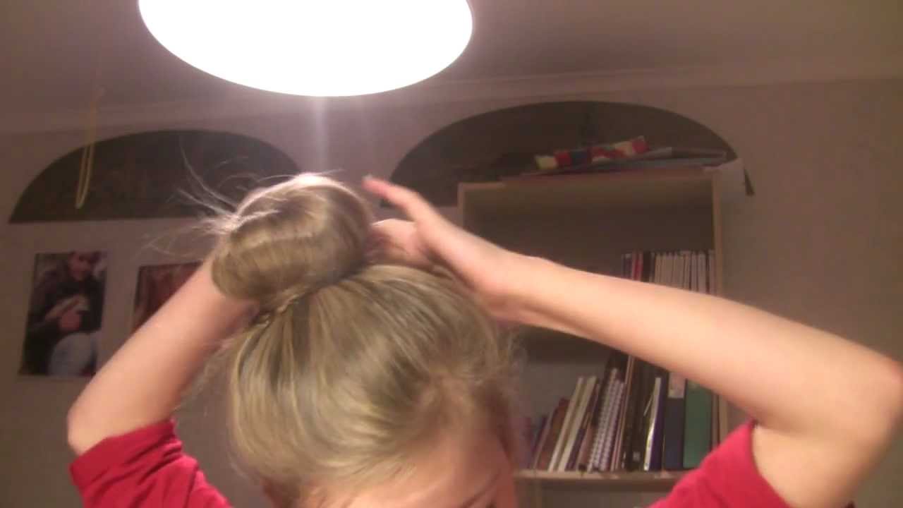 Messy hair bun Tutorial