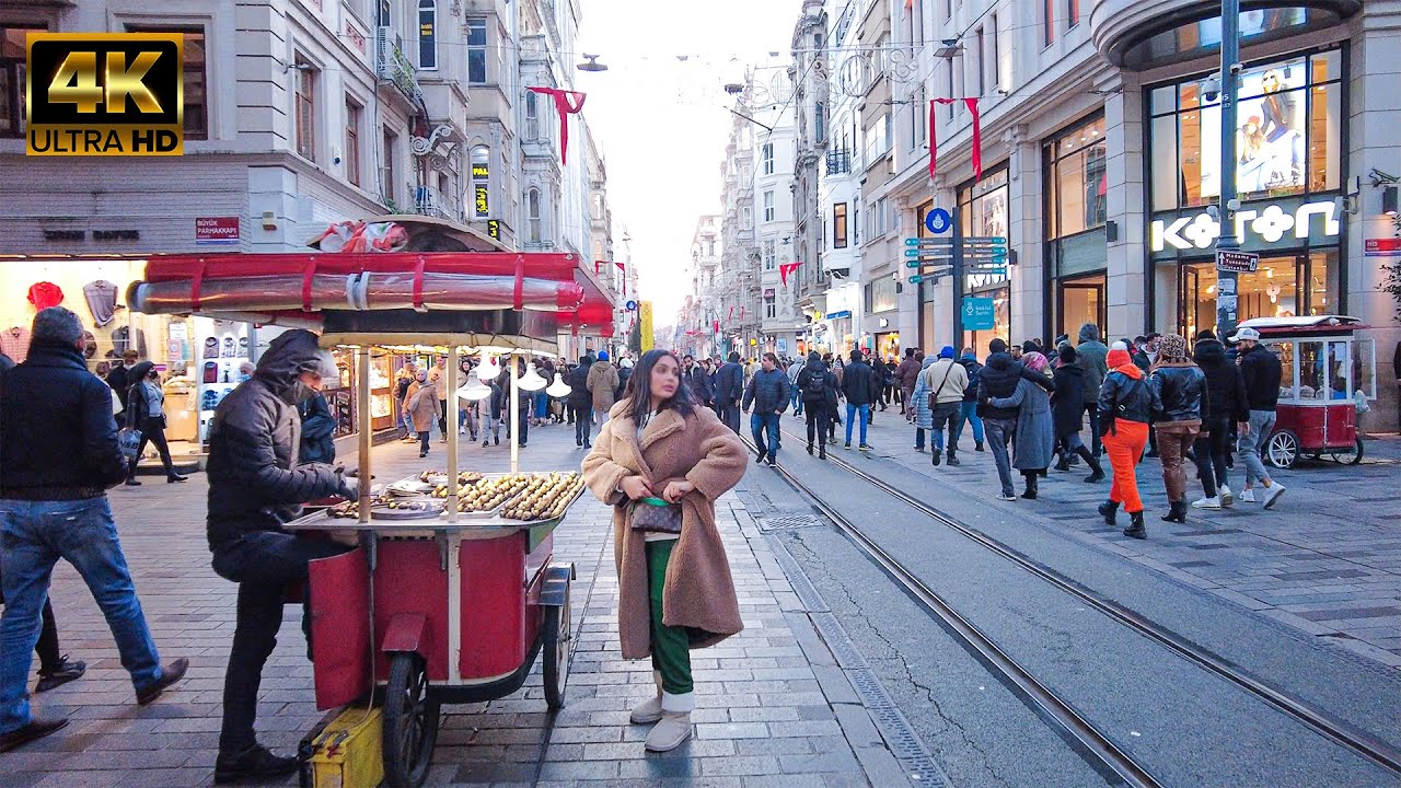 Istanbul Istiklal Street Winter Walk [4k60fps]
