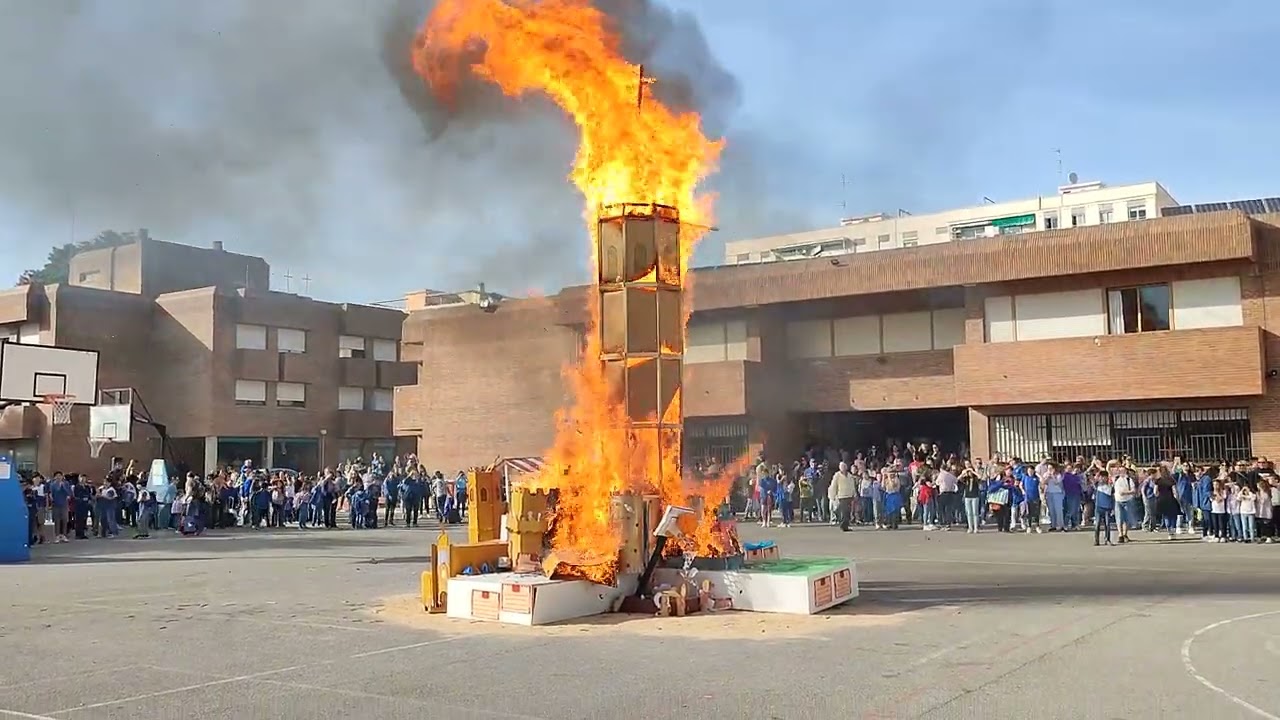 Cremà falla escuela Pías Malvarrosa 2023