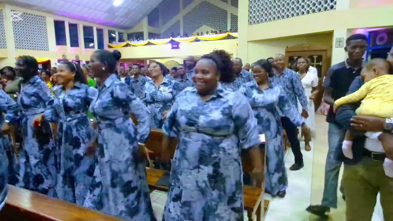 YESU NI MWEMA II Kwaya Mt Gabriel Malaika Mkuu Segerea Dar es Salaam Tanzania.Liveperformance