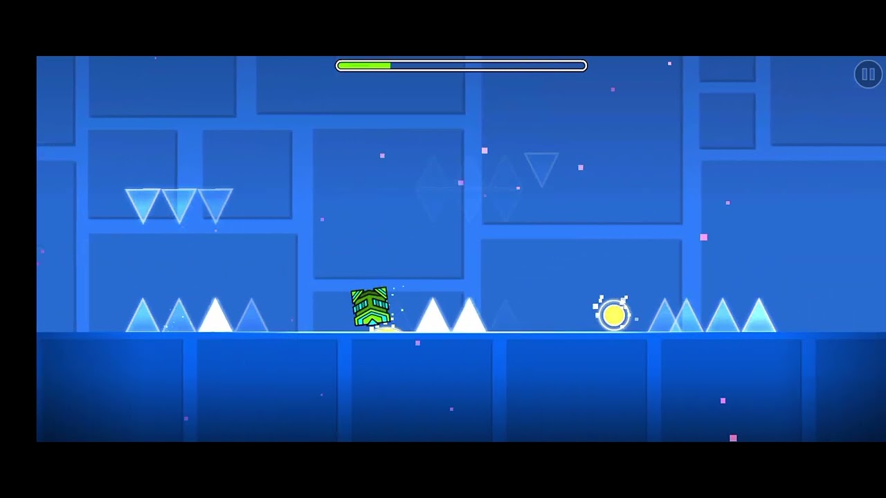 Footage đầu tiên về level mình tạo trong Geometry Dash #geometrydash 