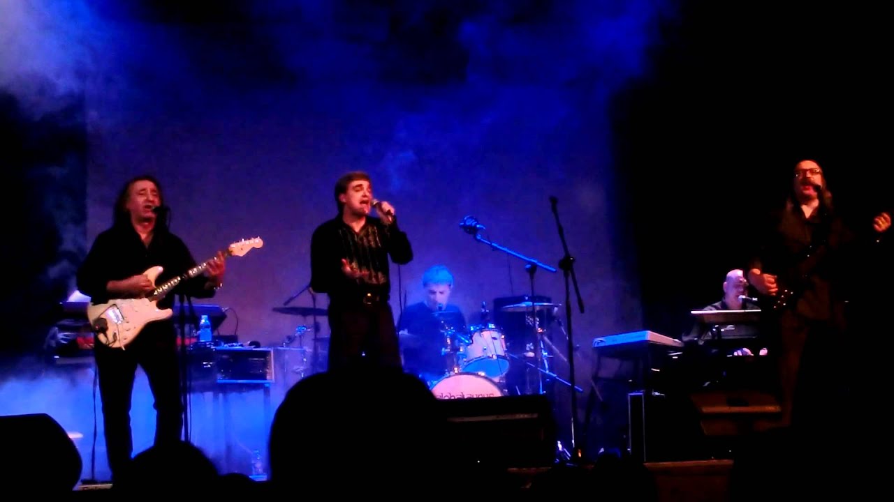 Alphataurus - La Mente Vola - Live in Genova 2011