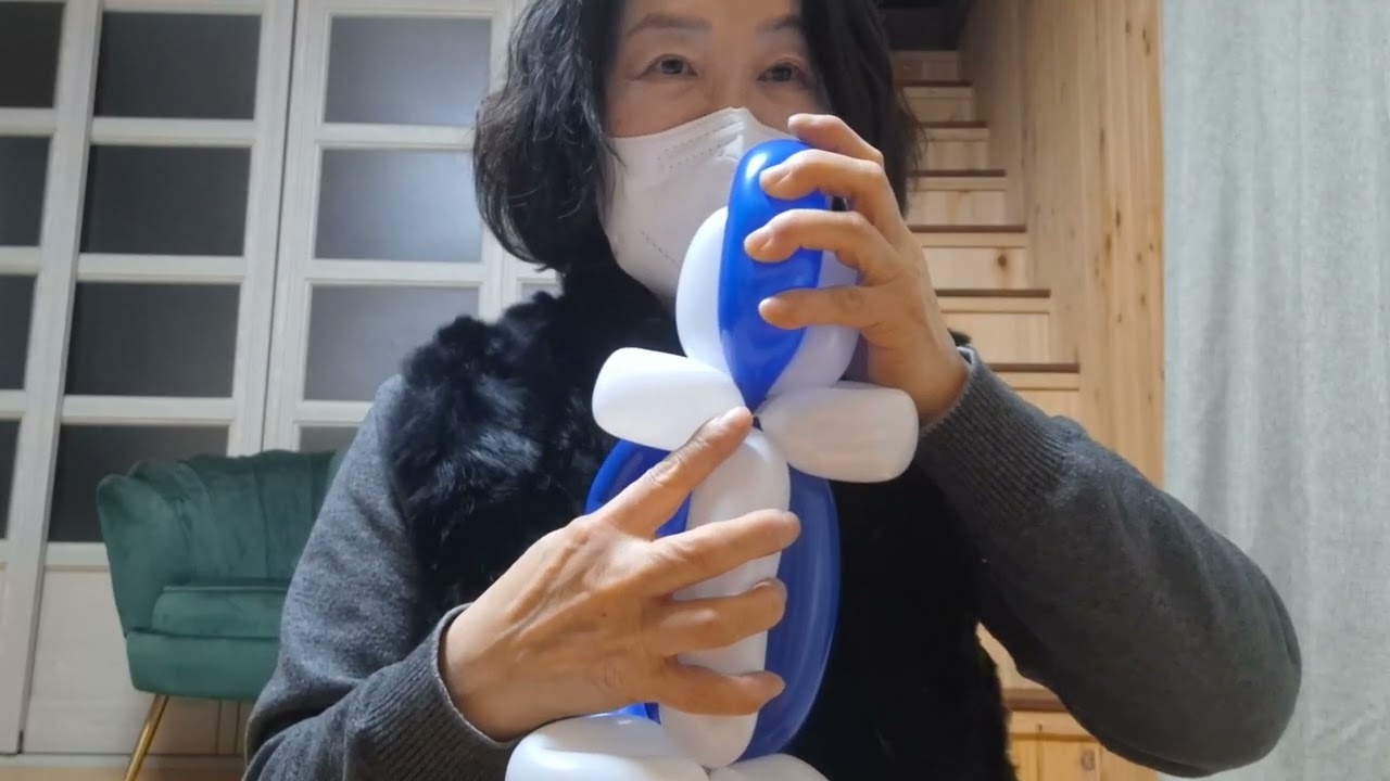 요술풍선펭귄
