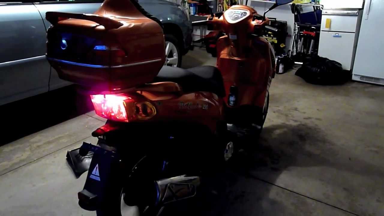 Chinese Scooter First Start and Ride- BMS PATHFINDER 200
