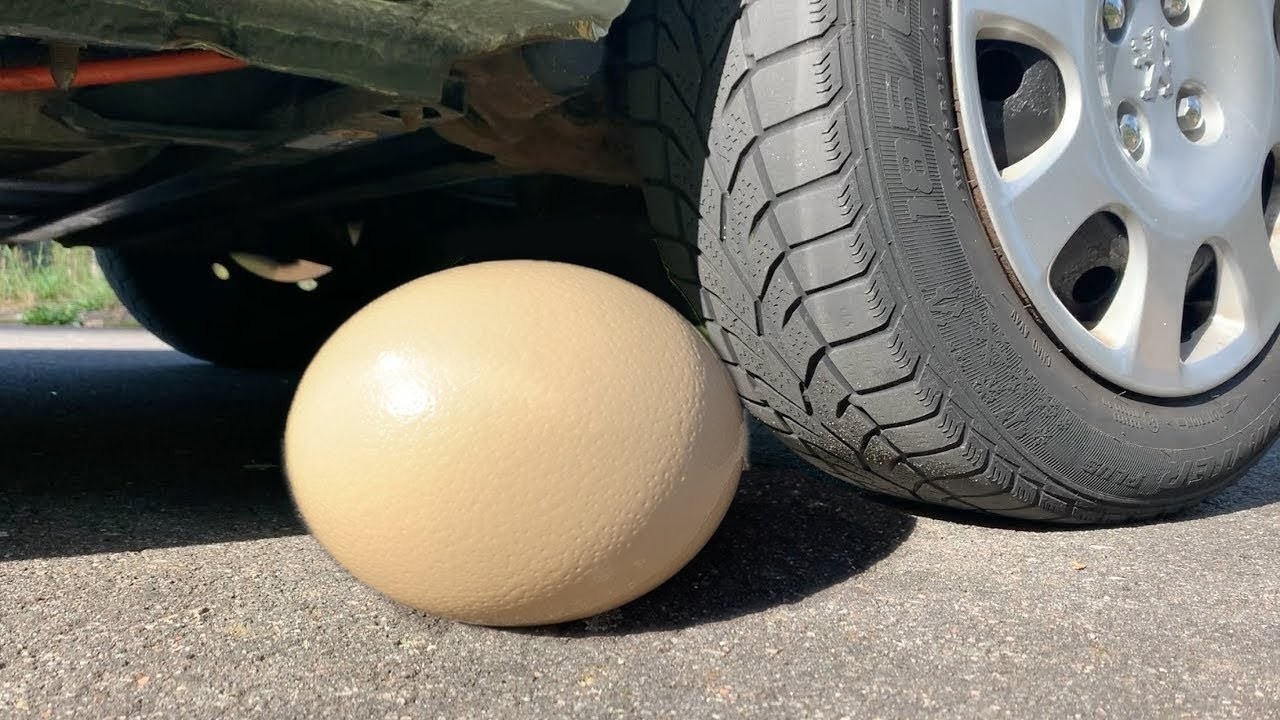 MINI EGG COCA COLA BALLOON VS CAR, Coca Cola Zero, PowerAde, Fanta, Sprite, Fruko and Mentos Und