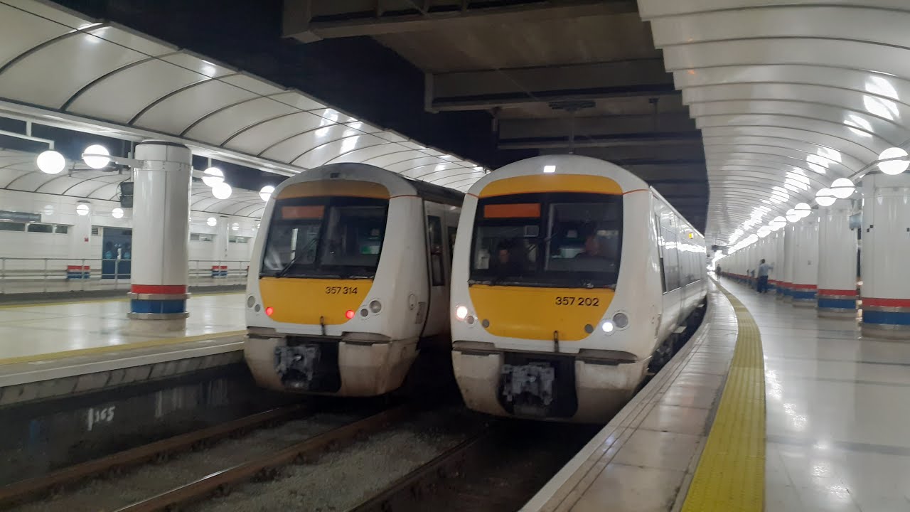 S3E2, c2c Class 357 EMU. Review at London Liverpool Street
