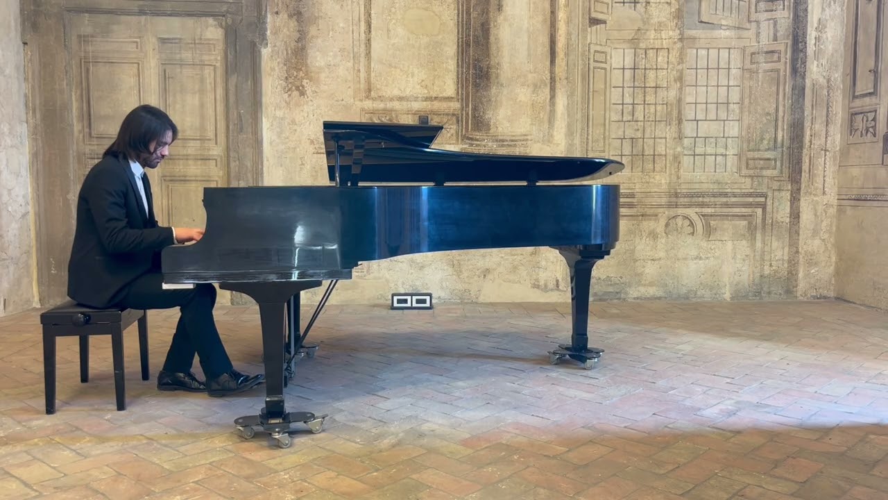 Claude Debussy:Arabesque n°2-Francesco Iacobelli