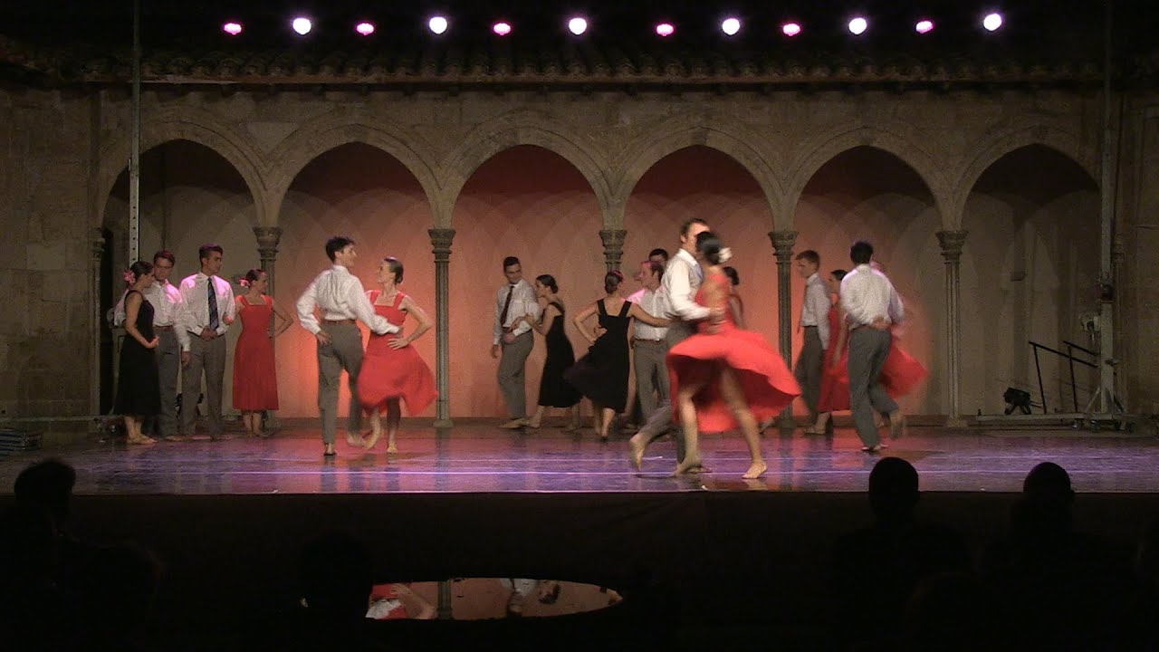 L'Esbart Dansaire de Rubí al XX Cicle del Comte Arnau