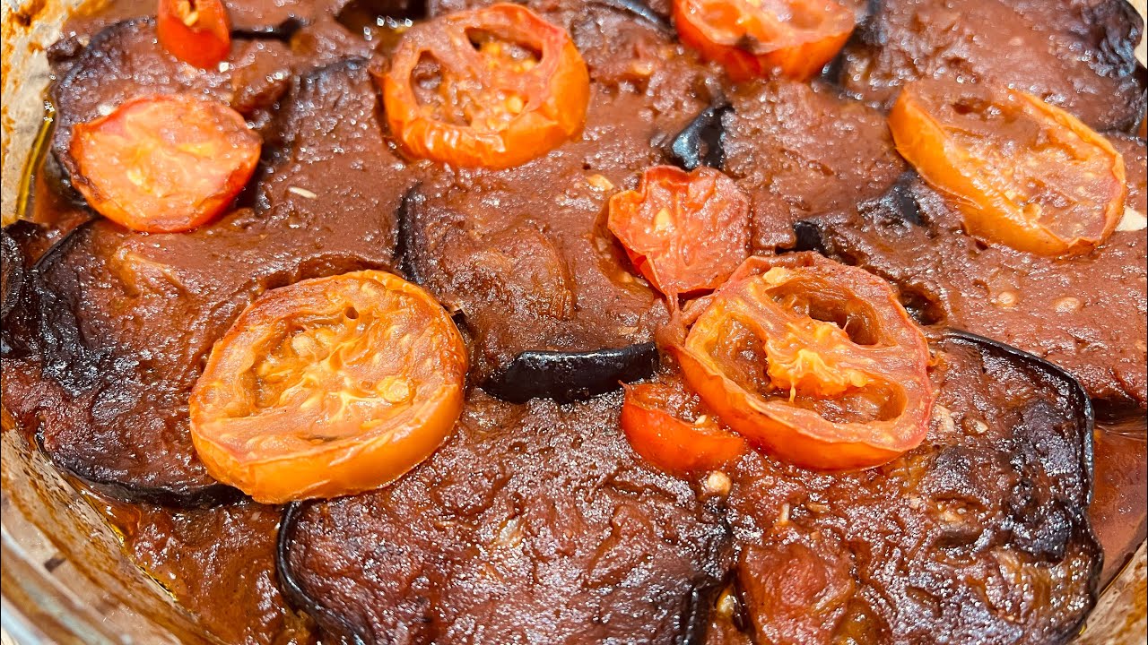 اقتصادية وموفرة وطعمها حرش وجميل👌طاجن البدنجان باللحمة المفرومة ( المسقعة)