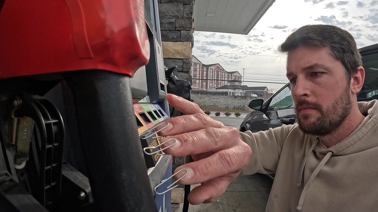 Public ASMR at a quiet Gas Station