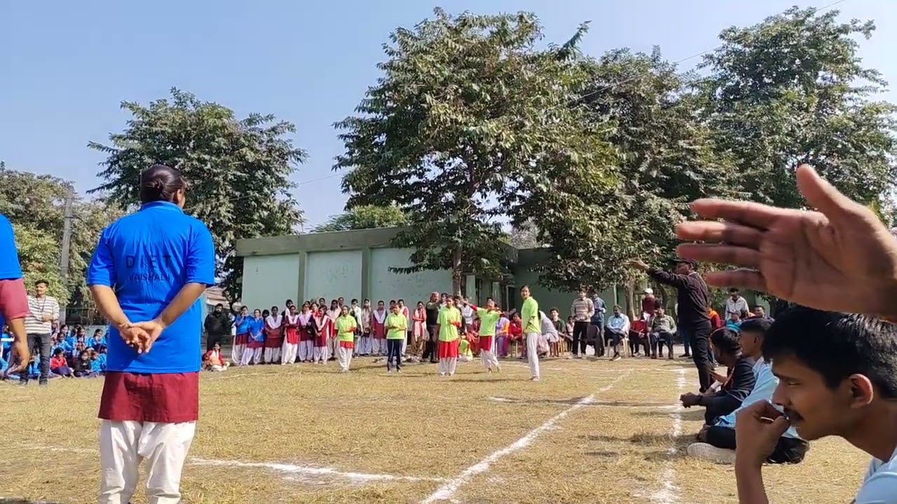 Kabbadi match 🔥 composition in girls ।। जबरदस्त खेल प्रतियोगिता आयोजन।। #वीडियो #कबड्डी_मंडला_जिला 