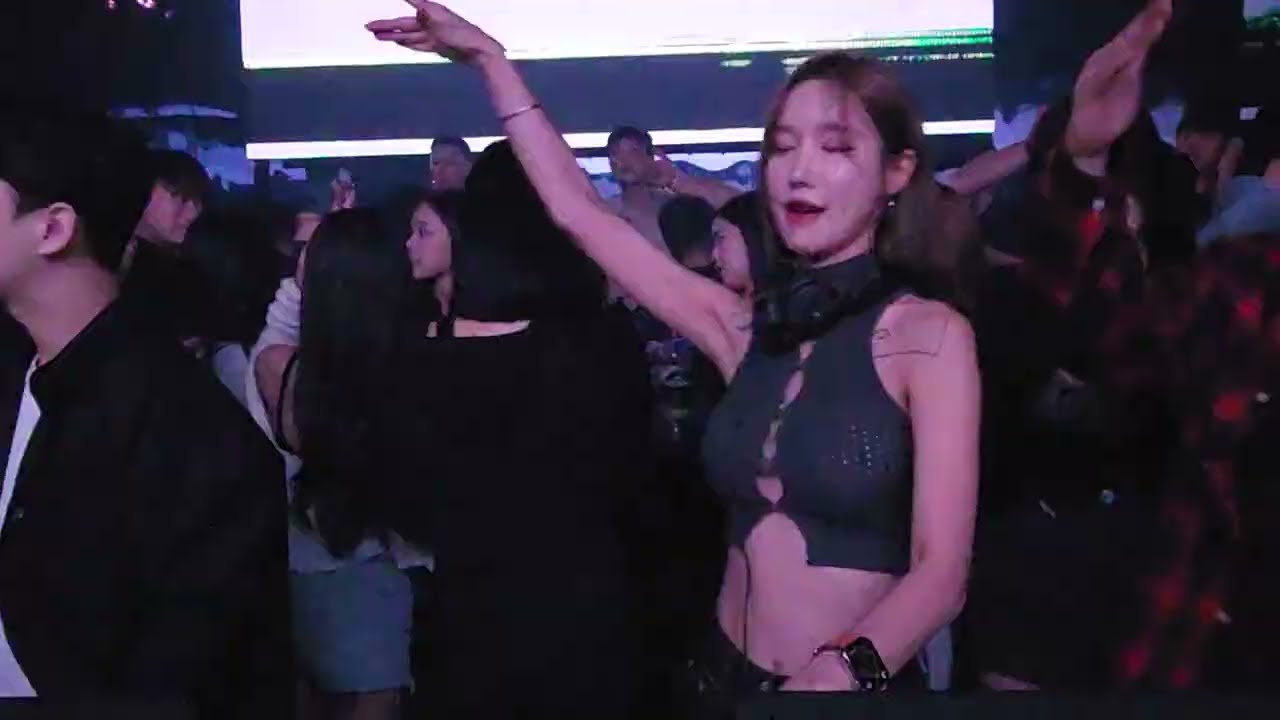 강남 페이스 클럽 금요일 파티, DJ TRICKY(트리키) 라이브쇼