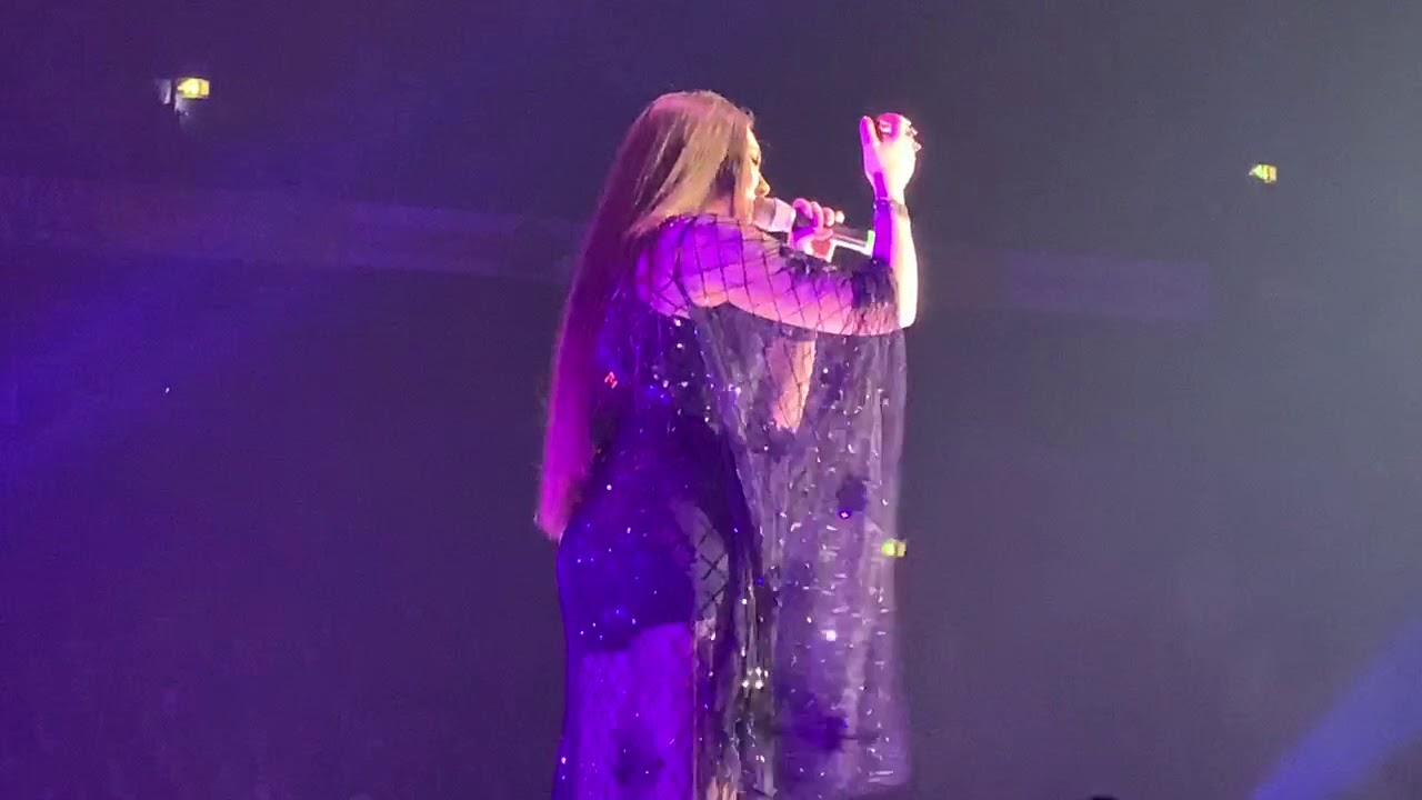 Raskasta Joulua 2018 : Elize Ryd - stjärnan i min hand