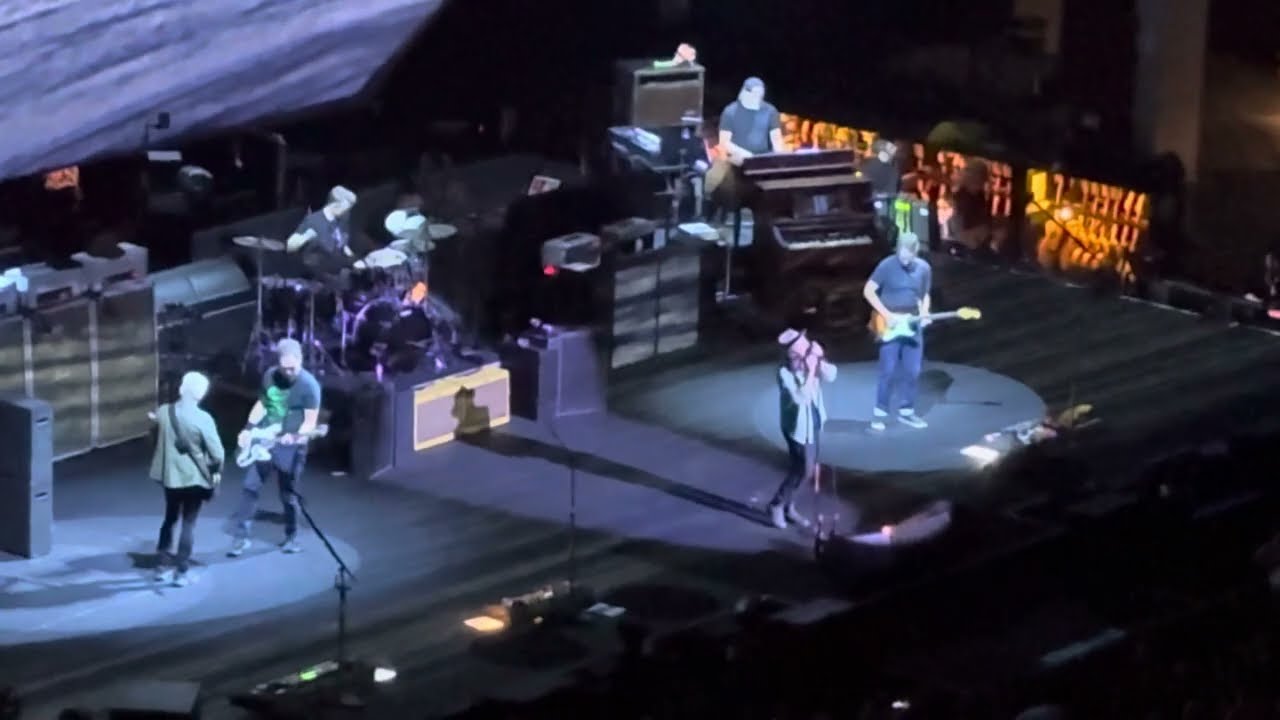 Wreckage - Pearl Jam - Seattle, May 28, 2024