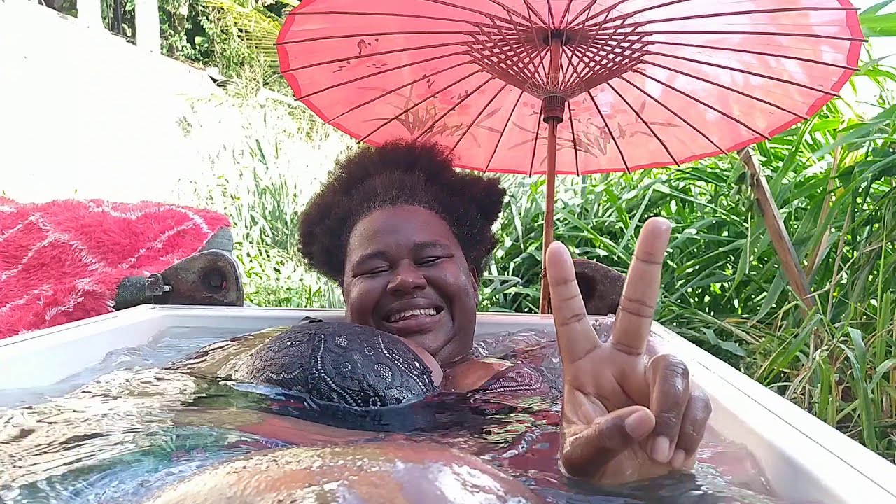 TRANSFOME SUA GELADEIRA EM UMA BANHEIRA