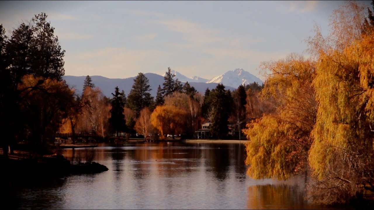 ASMR Autumn Day in Bend