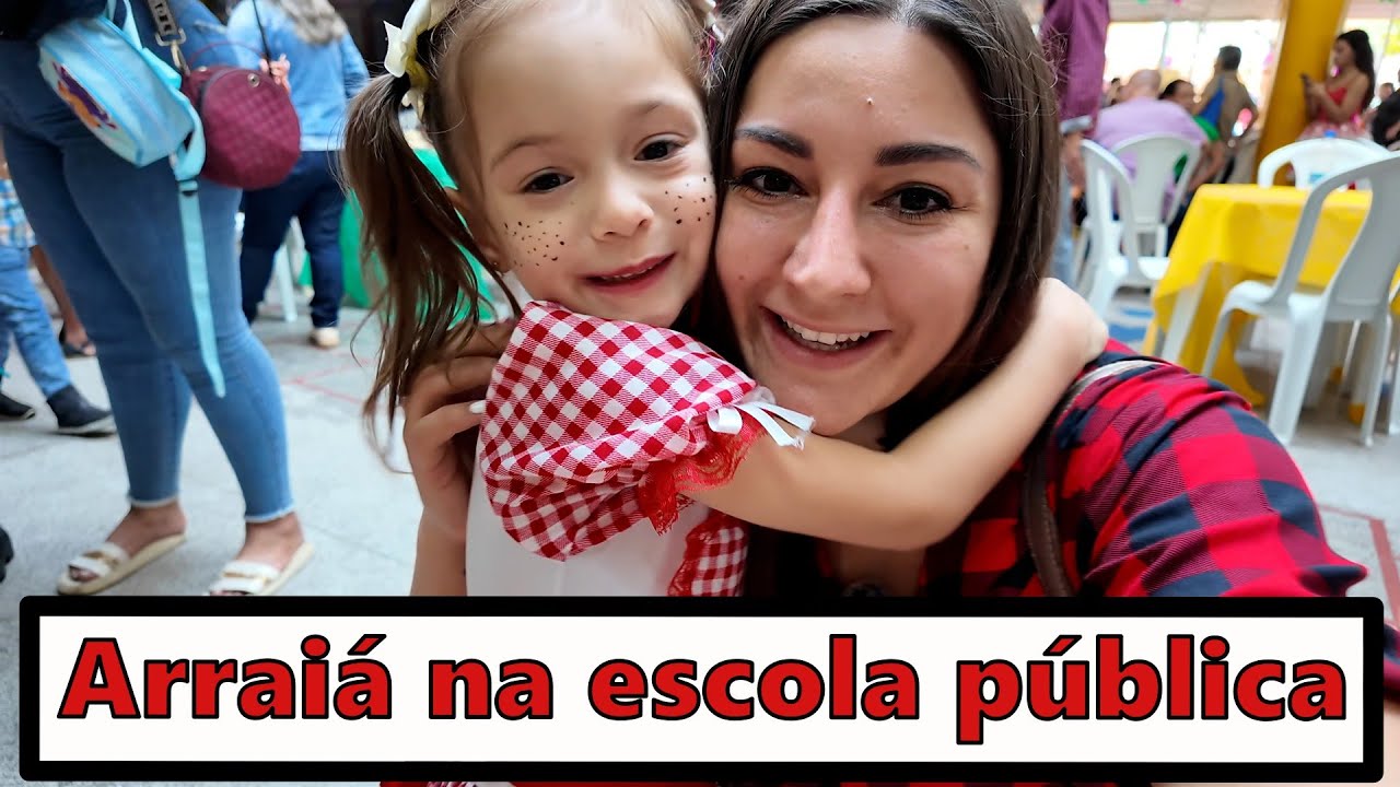 Gringas na festa de ARRAIÁ na escola PÚBLICA