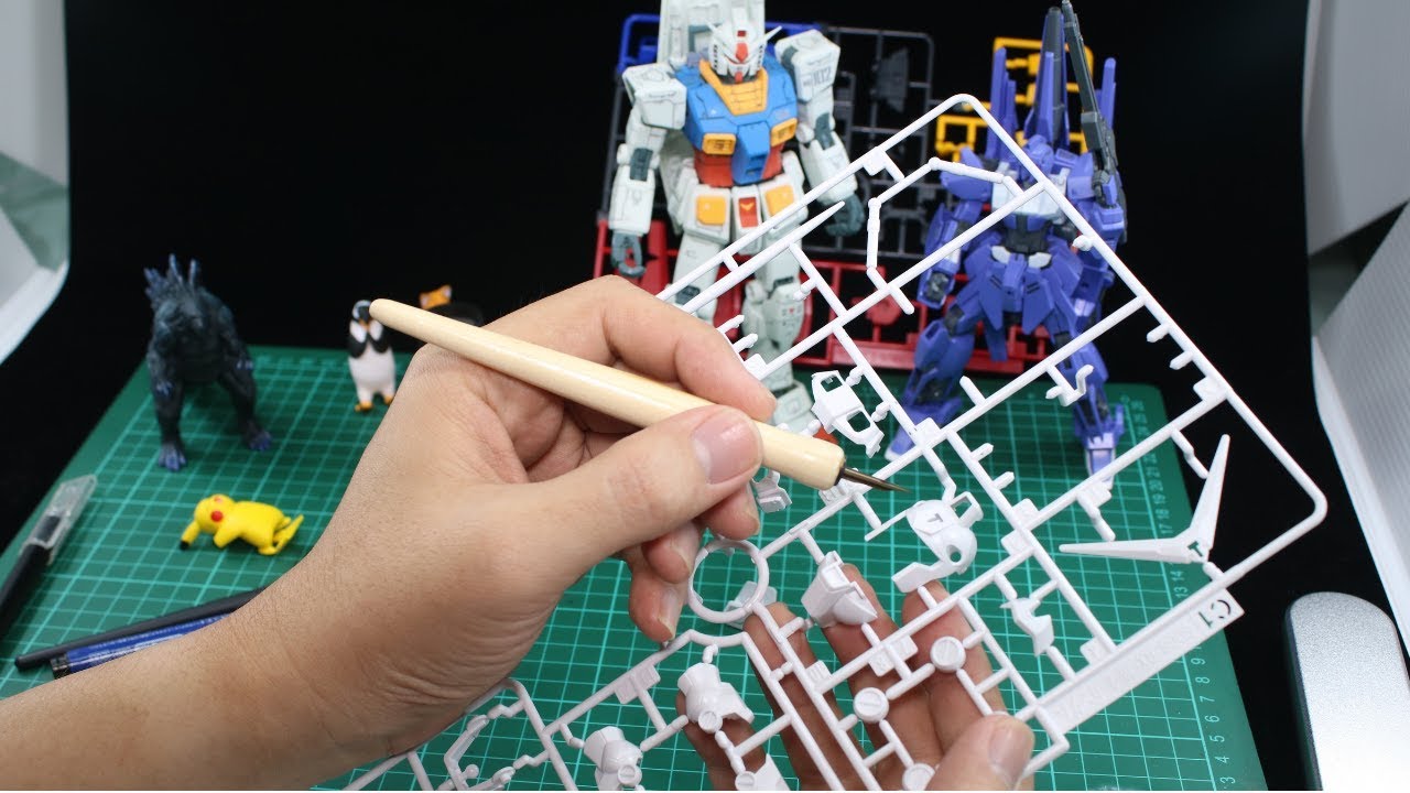 How to Panel Line Gunpla like a PRO!