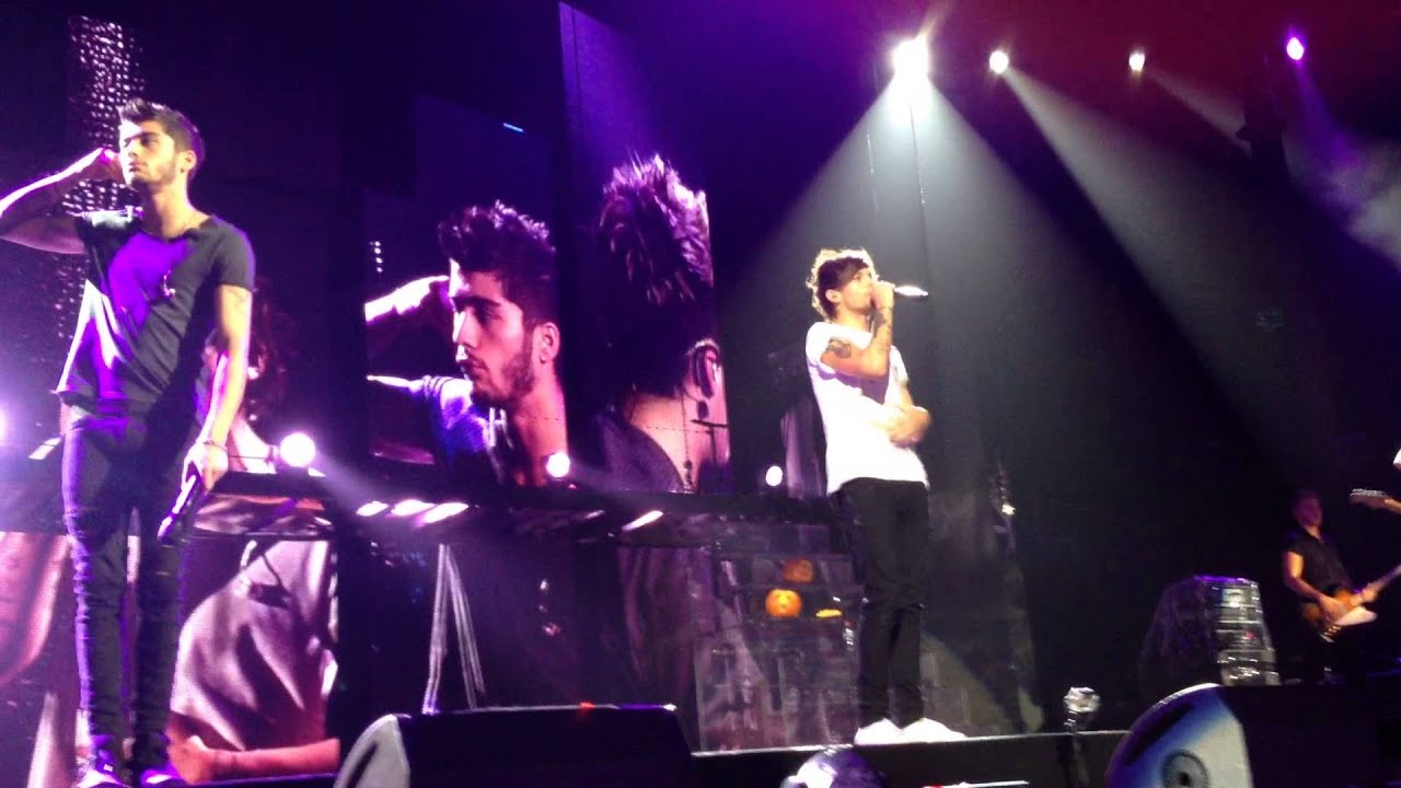 One Direction - Best Song Ever (Live in Melbourne) front row