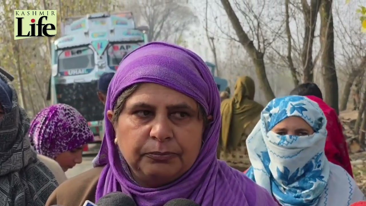 Tulmulla Residents Protest Alleged Illegal Land Sale